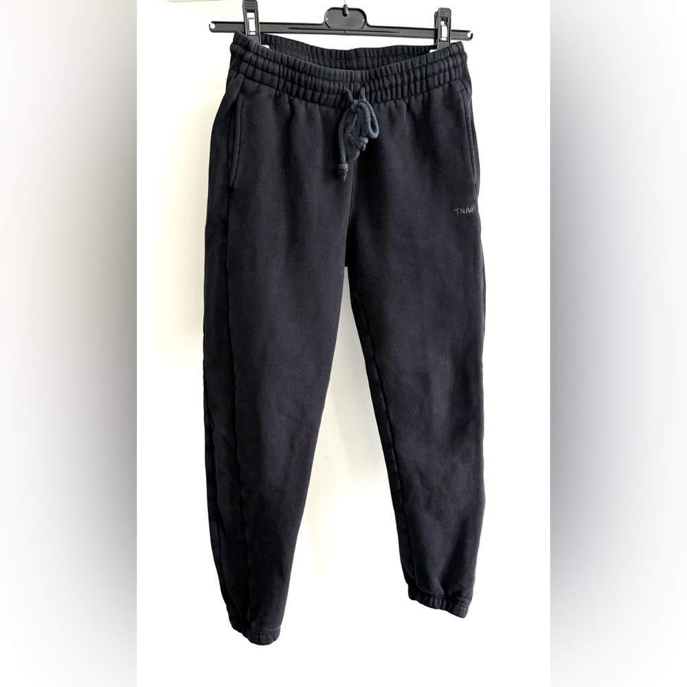 TNA Extra Fleece Boyfriend Sweatpants with excellent condition - Picture 4 of 10